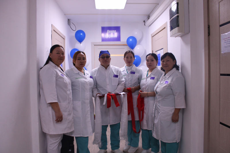 В Межкожуунном медицинском центре Дзун-Хемчикского кожууна состоялось открытие нового, модернизированного здания хирургического отделения с травматологическими койками.
