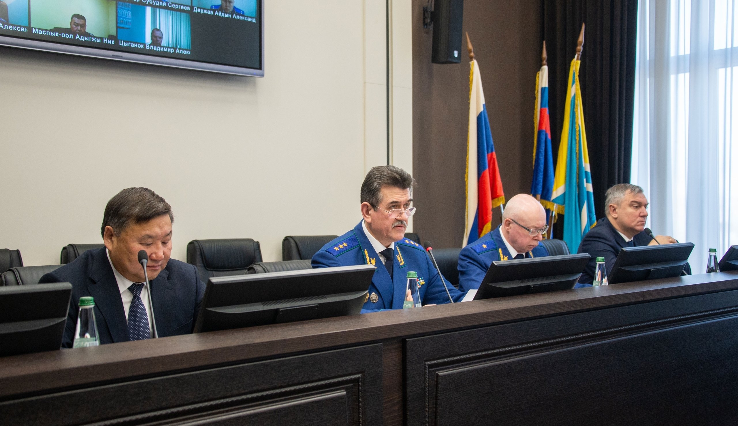 Заместитель Генерального прокурора России Сергей Зайцев представил коллективу прокуратуры нового прокурора Республики Тыва Евгения Ботвинкина