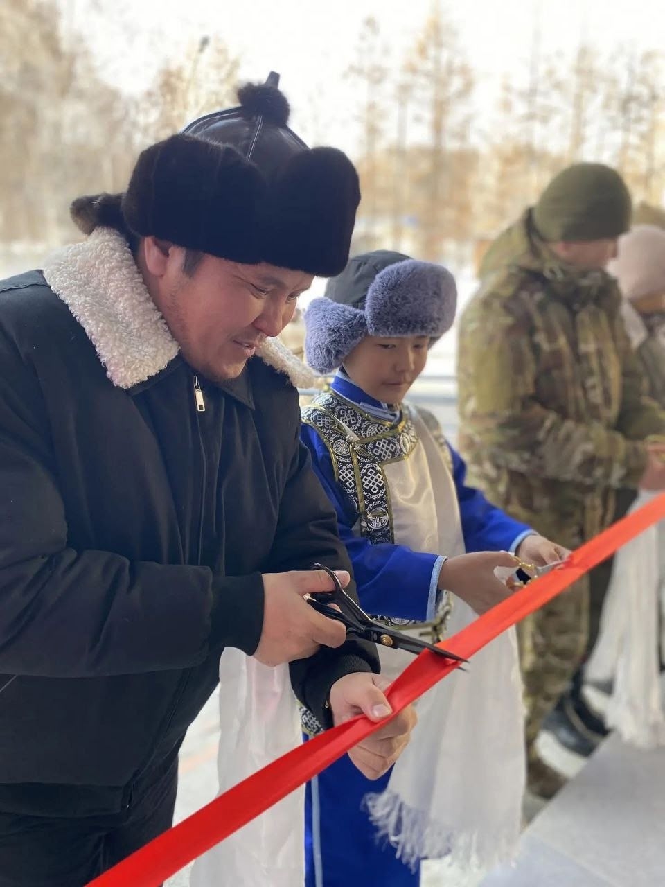 Сегодня МБОУ Хову-Аксынская СОШ вновь распахнула свои двери перед учениками после капитального ремонта школы