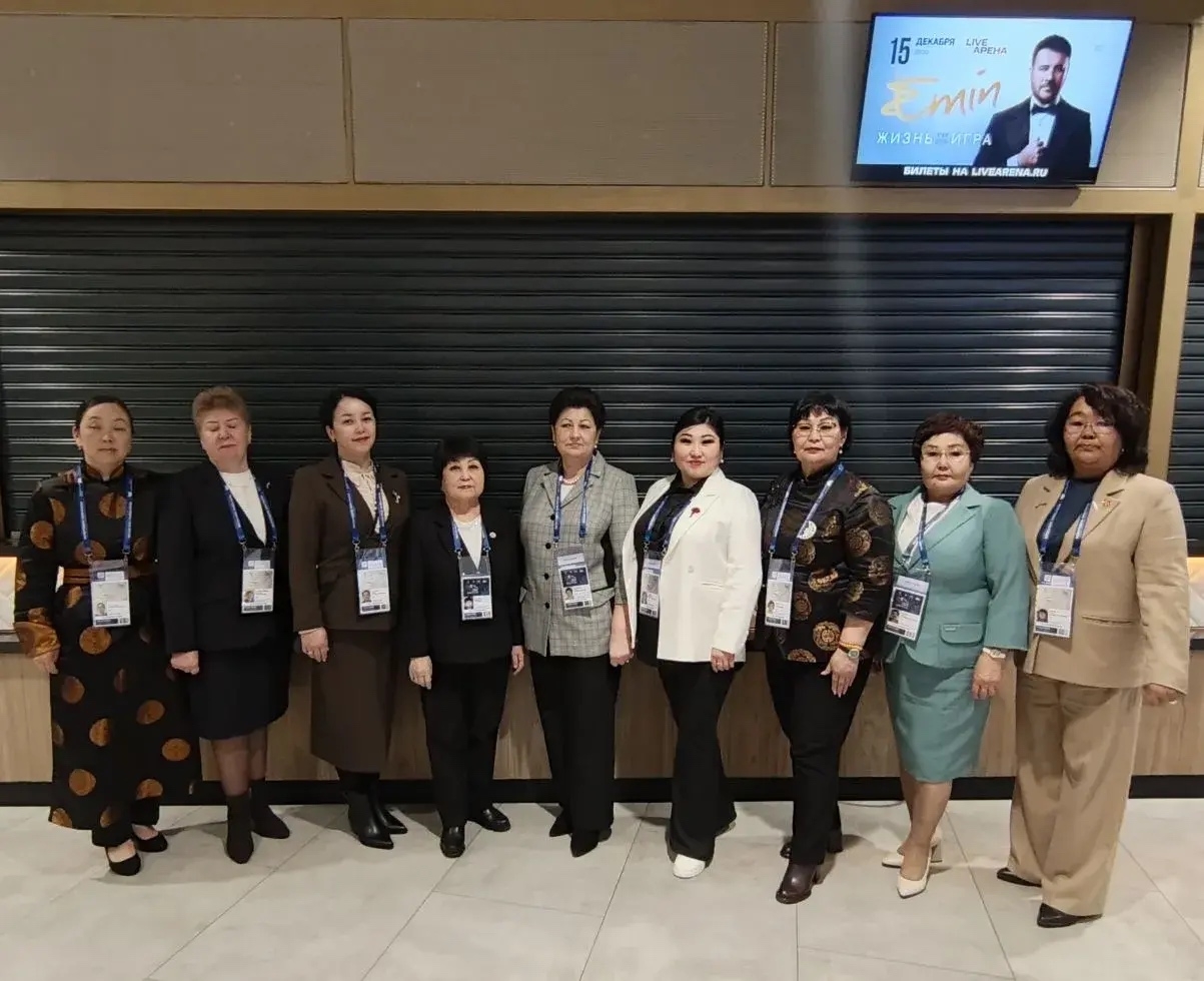 Всероссийская муниципальная премия «Служение» — это ежегодная награда для представителей муниципального сообщества России, учрежденная по поручению президента РФ Владимира Путина. Премия отмечает служащих, внесших существенный вклад в развитие муниципальн