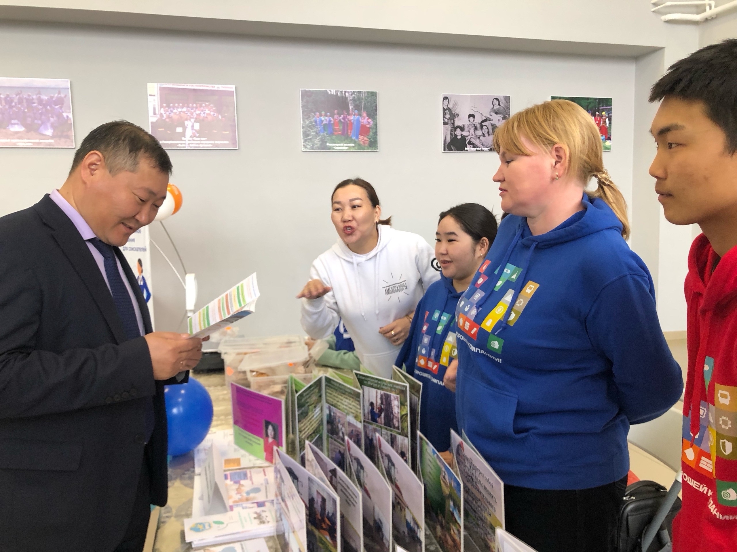 Сегодня в здании нового клуба села Бай‑Хаак прошёл муниципальный этап Всероссийской ярмарки вакансий «Время возможностей»