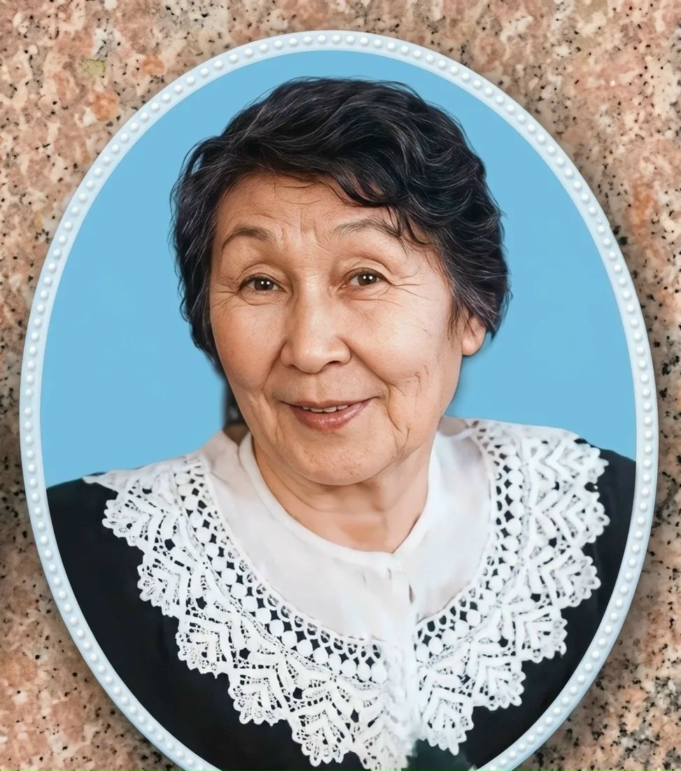 Сегодня в регионе простились с Отличником народного просвещения РФ, народным учителем Республики Тыва, заслуженным учителем школы Тувинской АССР, ветераном труда, выдающимся представителем педагогической отрасли Тувы Фаиной Тас-ооловной Манзановой.