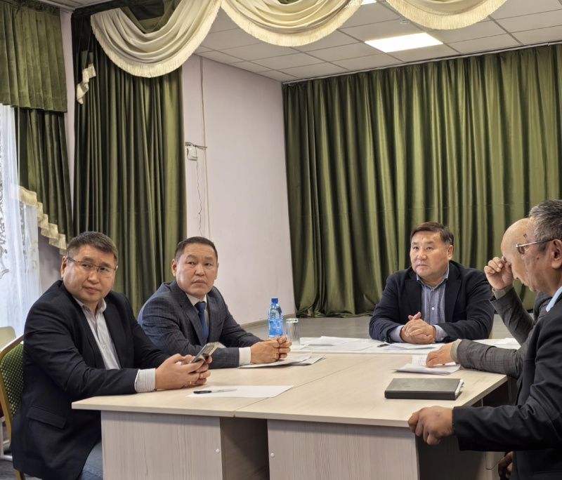 Акцент на развитие: Глава Тувы в Тес-Хемском кожууне Акцент на развитие: Глава Тувы в Тес-Хемском кожууне