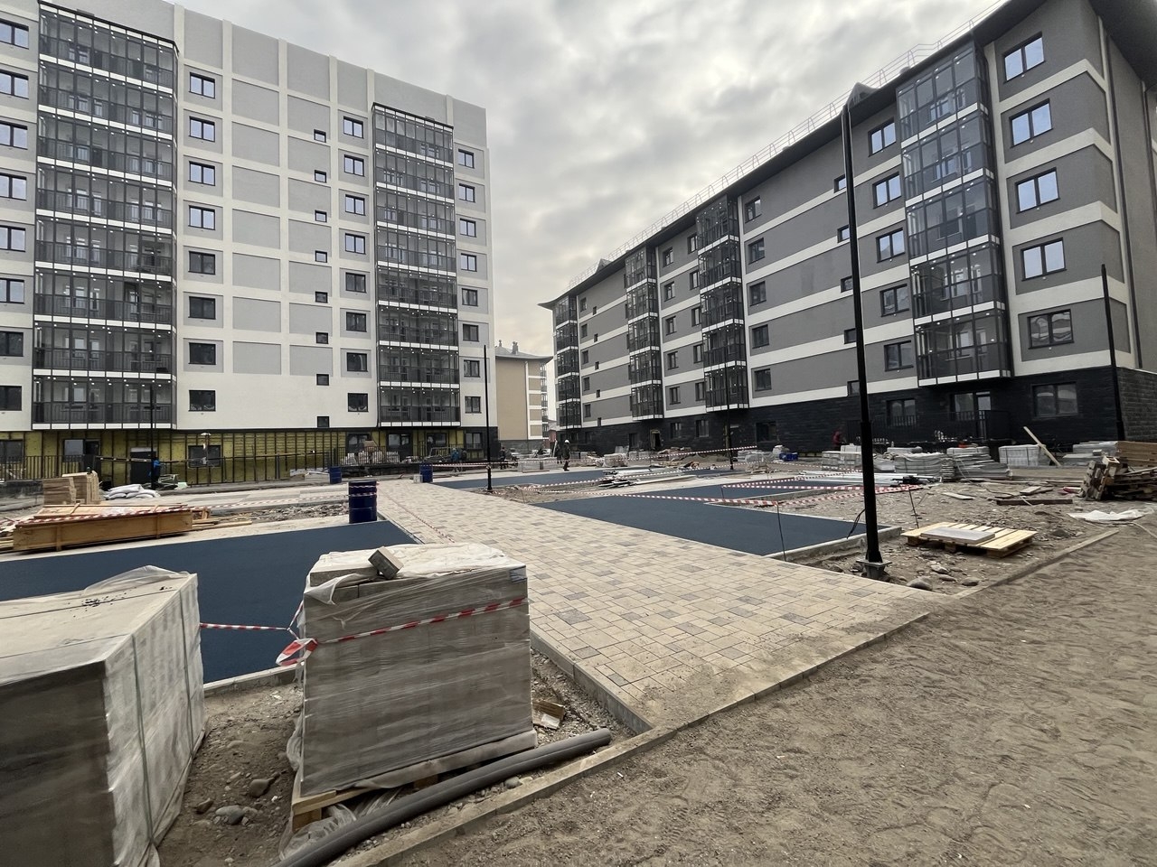 В Службу поступило извещение об окончании строительства, реконструкции объекта капитального строительства: «Многоквартирный жилой дом» по адресу: Республика Тыва, г. Кызыл, ул. Кечил-оола, 77.