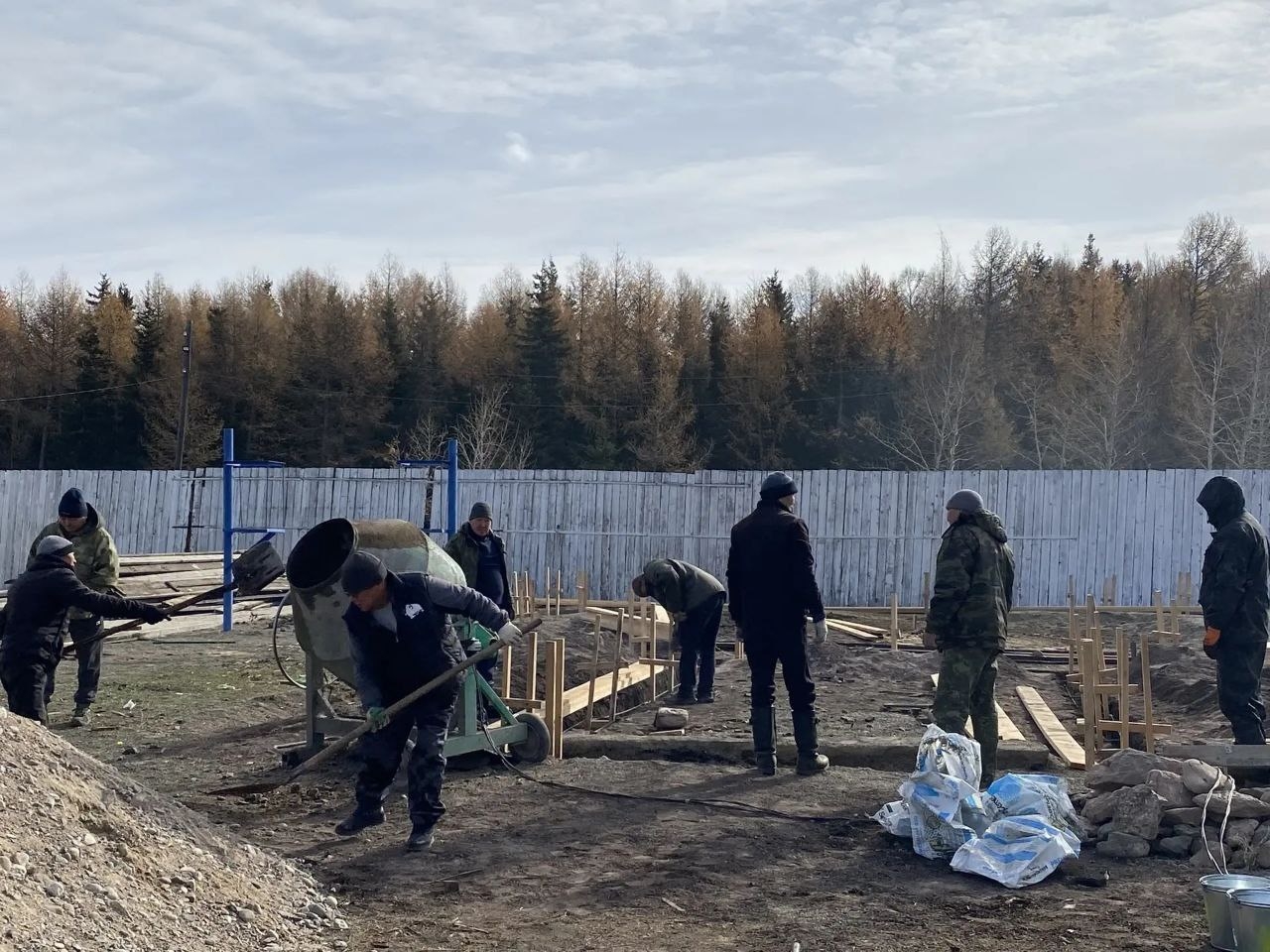 Хотел поделиться с вами новостями о ходе строительства губернаторского проекта «Эзирлер уязы», который начинает реализовываться в нашем Самагалтае