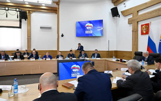 Владислав Ховалыг