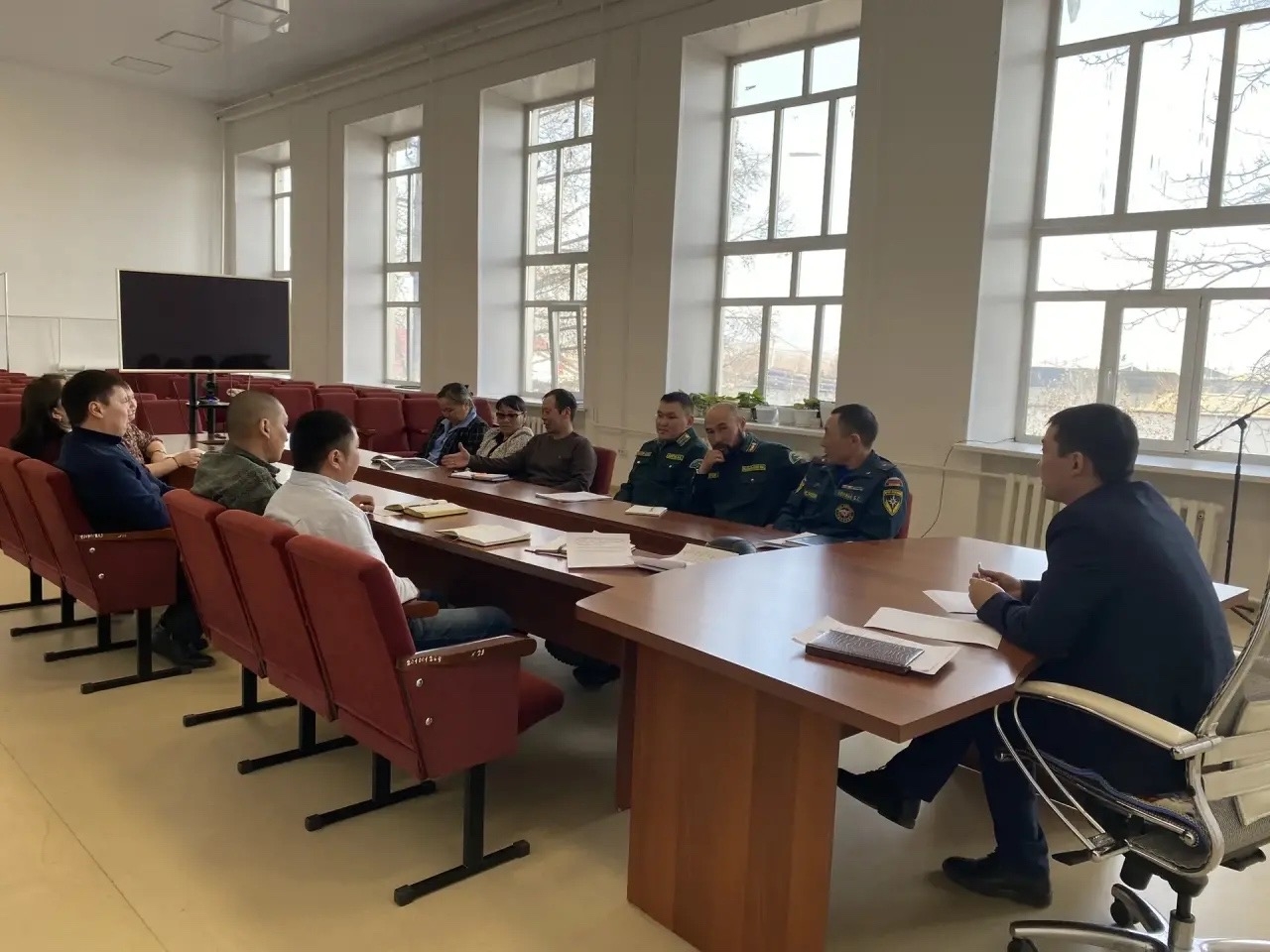 18 марта 2026 года состоялось заседание Комиссии по предупреждению и ликвидации чрезвычайных ситуаций и обеспечению пожарной безопасности на территории Барун‑Хемчикского кожууна, посвящённое вопросам готовности к весеннему паводку и пожароопасному сезону