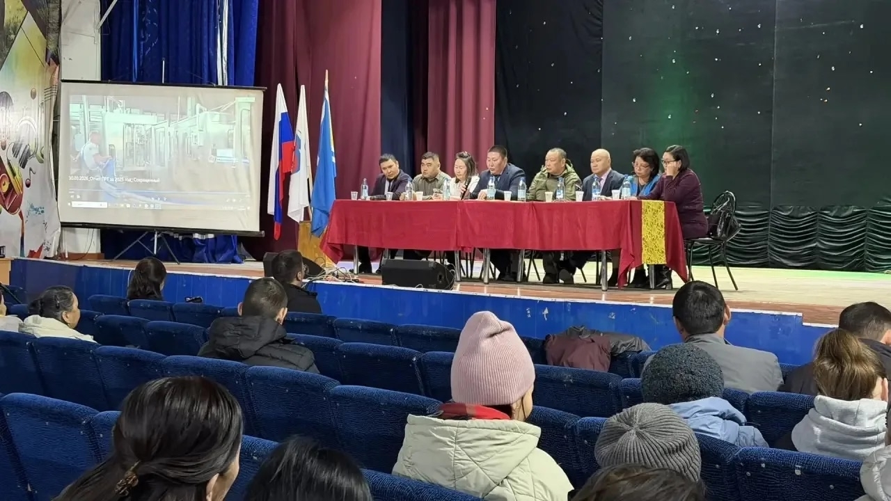 В Чеди-Хольском кожууне прошел отчет о результатах деятельности Правительства Республики Тыва за 2025 год и приоритетах на 2026