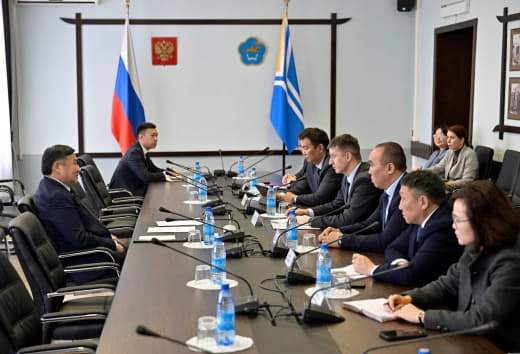 Владислав Ховалыг