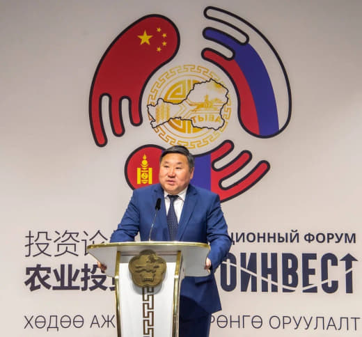 Владислав Ховалыг