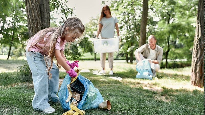 Распоряжением Администрации Каа-Хемского района от 02.04.2026 года №81 в рамках месячника по санитарной очистке, благоустройству и озеленению территории Каа-Хемского района, объявляется от 27 апреля по 8 мая акция "Эко-Семья".