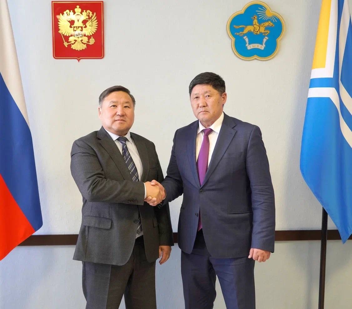 Встретился с новым губернатором Увс аймака Монголии господином Насанбатом