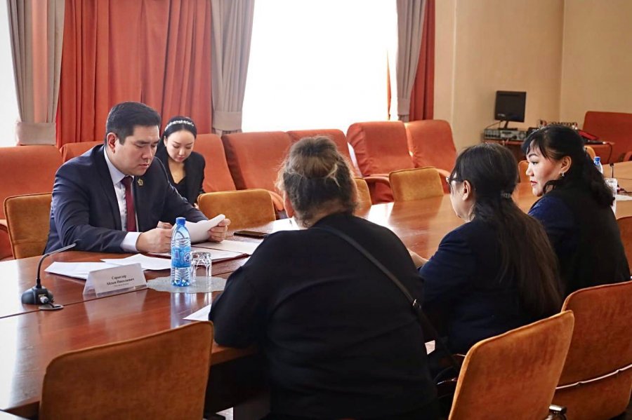 Мэр Кызыла Айдын Сарыглар провел первый личный прием гражда