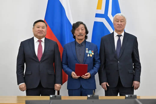 Владислав Ховалыг