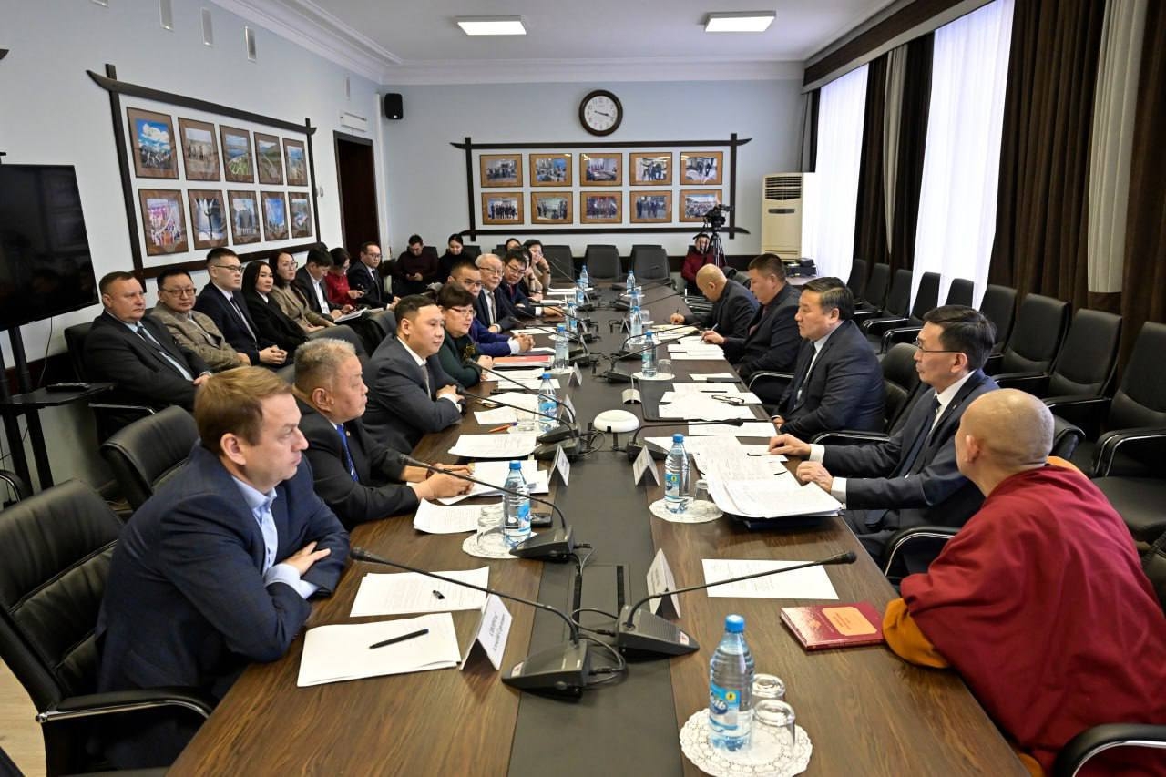 В Правительстве Тувы идёт активная подготовка к масштабному событию этого года - IV Международному буддийскому форуму