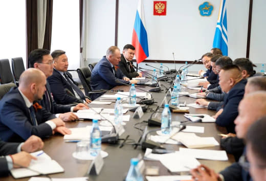 Владислав Ховалыг