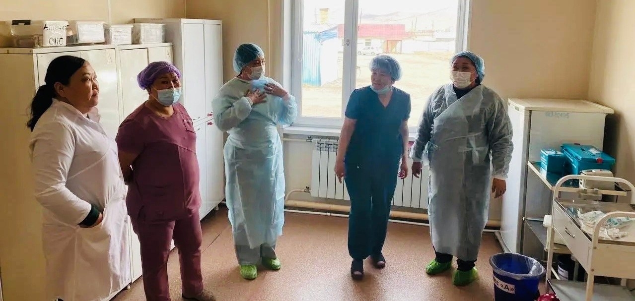 Специалисты Республиканского центра СПИД оказали методическую помощь Овюрской ЦКБ