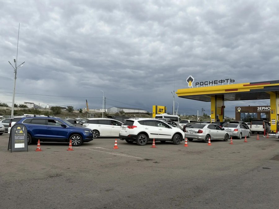 В столице Тувы усилят меры дорожной безопасности у автозаправок