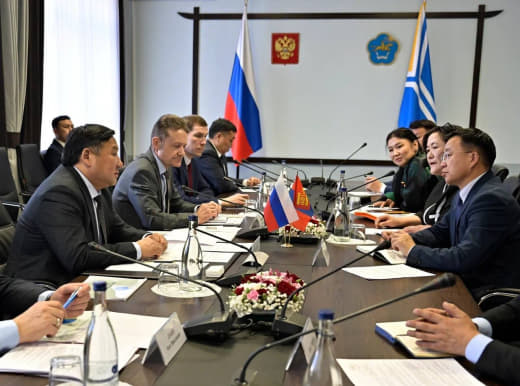 Владислав Ховалыг