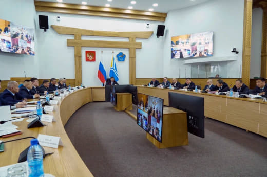 Владислав Ховалыг