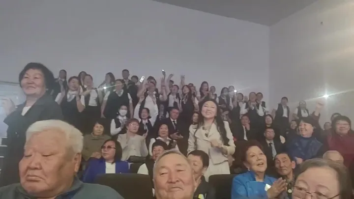 В череде праздничных событий, приуроченных к 35-летию Службы занятости населения РТ, состоялось торжественное мероприятие, собравшее настоящих профессионалов. Именно эти люди ежедневно дарят жителям уверенность в завтрашнем дне, помогая найти дело по душе