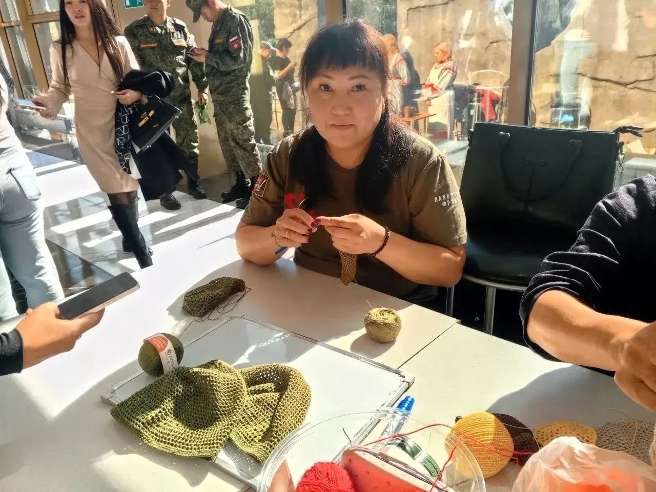  Объявляется набор волонтёров в нашем районе