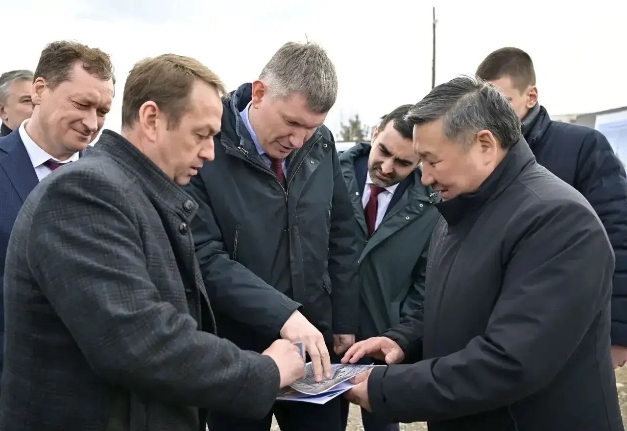 Сегодня в Туву с рабочим визитом прибыл Министр экономического развития России Максим Геннадьевич Решетников