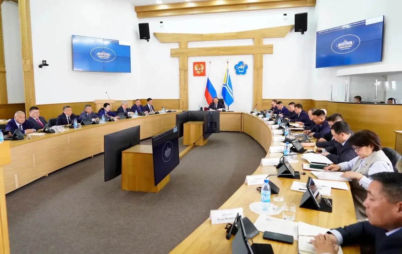 На заседании Правительства Тувы заслушали доклад о развитии медицины в 2025 году