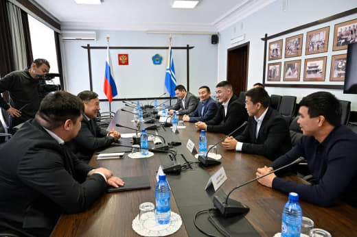 Владислав Ховалыг