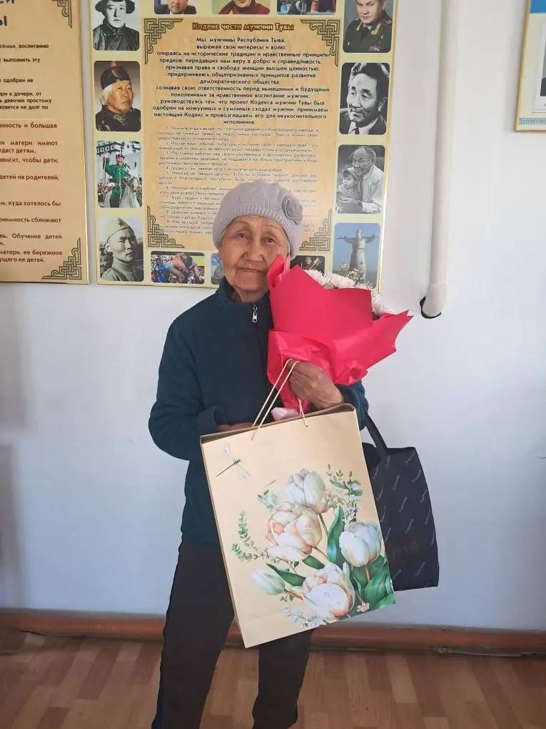 С юбилеем, уважаемый педагог и достойный человек