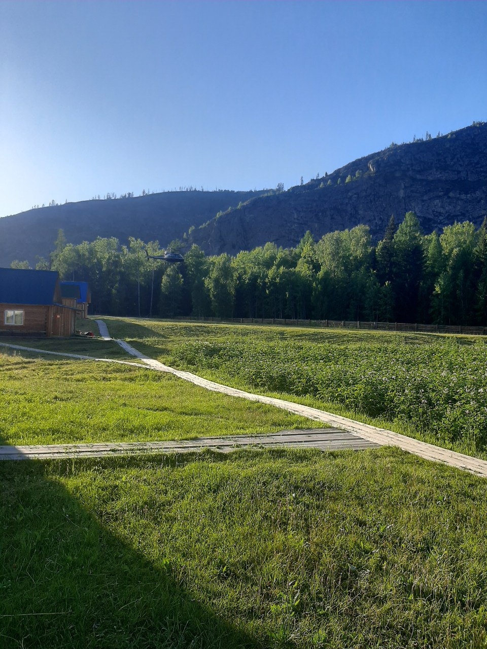 Охотничья база «Хонга»: уединение на слиянии рек Малый Енисей и Конга