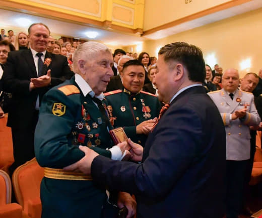 Владислав Ховалыг